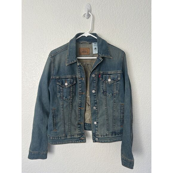 Levi Strauss & Co Denim Jean Jacket Customized Patchwork on Back Size Large - Picture 2 of 6
